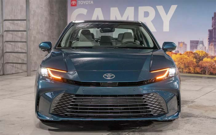 ToyotaCamryMY2025c
