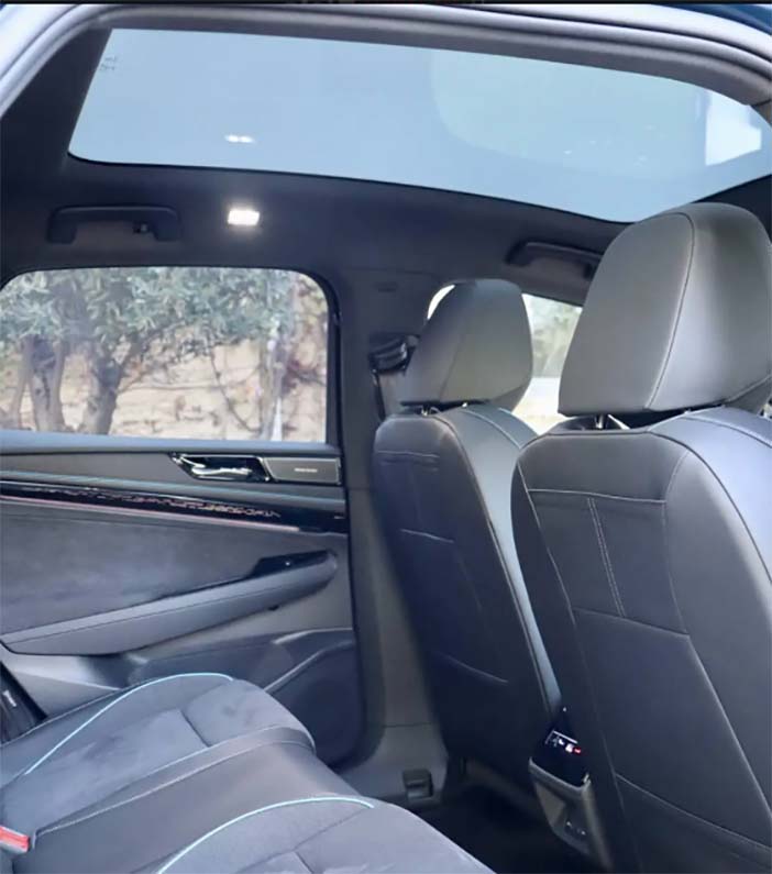 VolkswagenID7test24