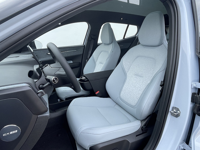 VolvoEX30test14