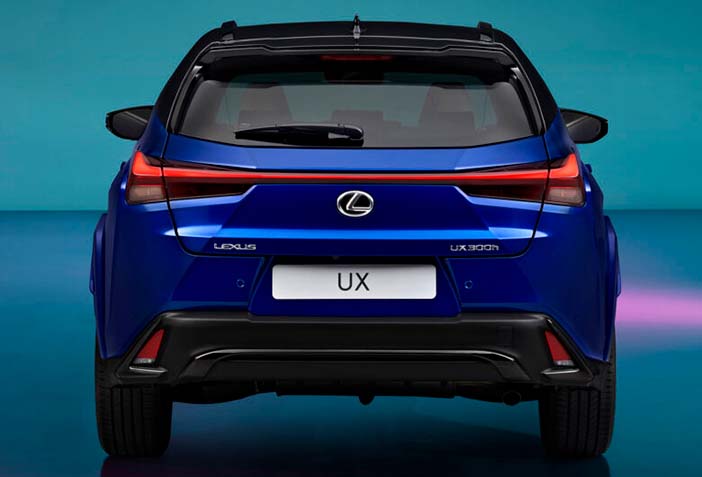 LexusUX300h8