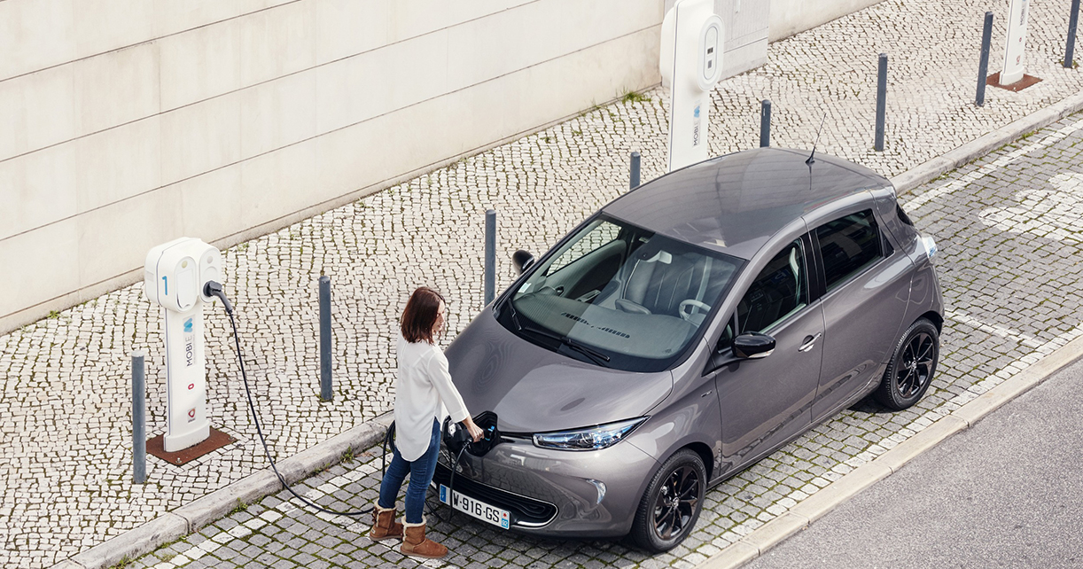RenaultZoéACcharging