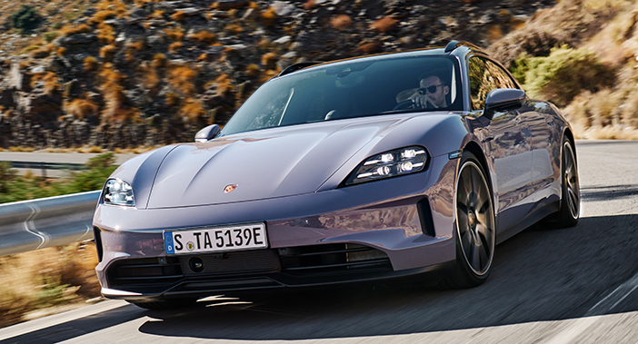 PorscheTaycan3