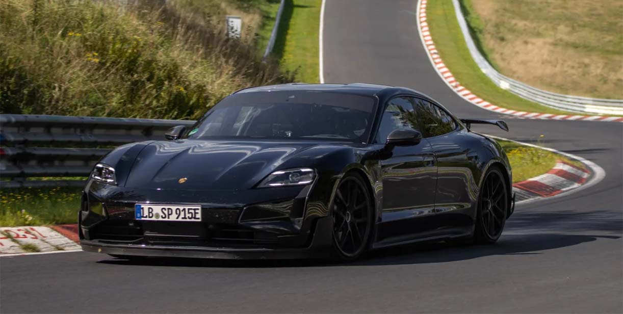 Vernieuwde Porsche Taycan schittert op de Nurburgring PorscheTaycanFaceliftNurburgring