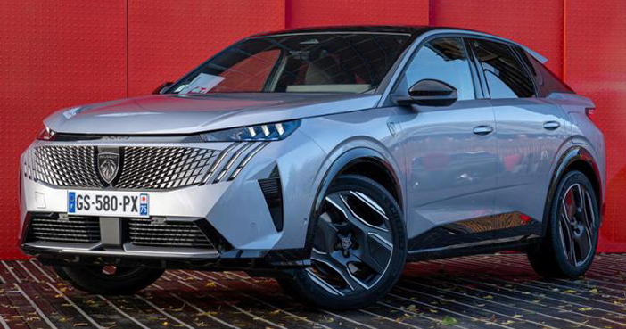 Peugeot3008RenaultAustral3
