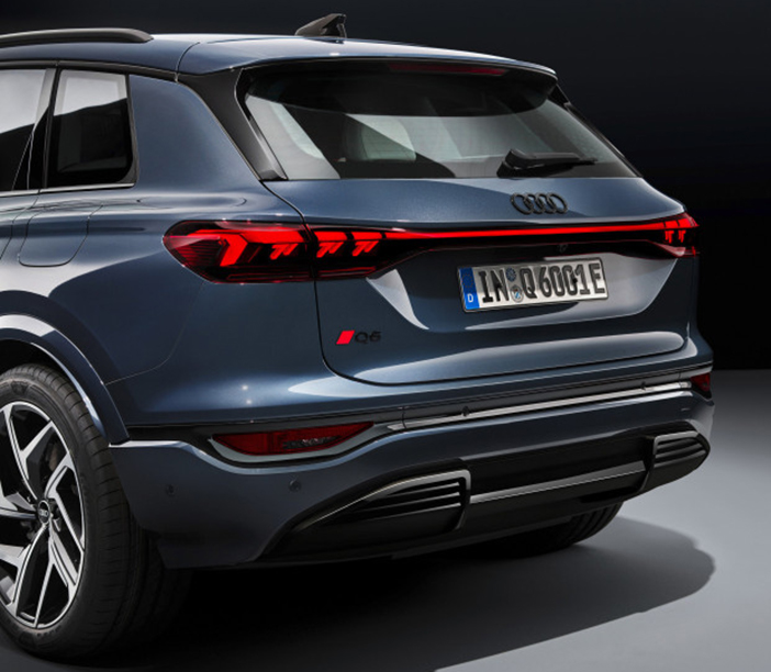 AudiQ6eTron8