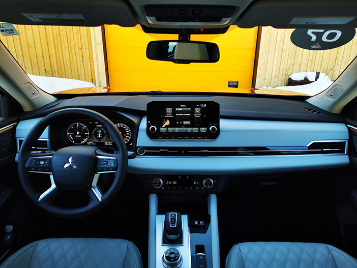 MitsubishiOutlanderPHEV7
