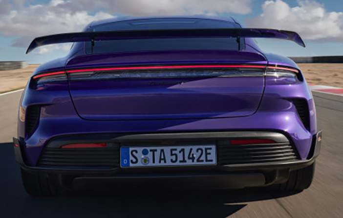 PorscheTaycanTurboGT11