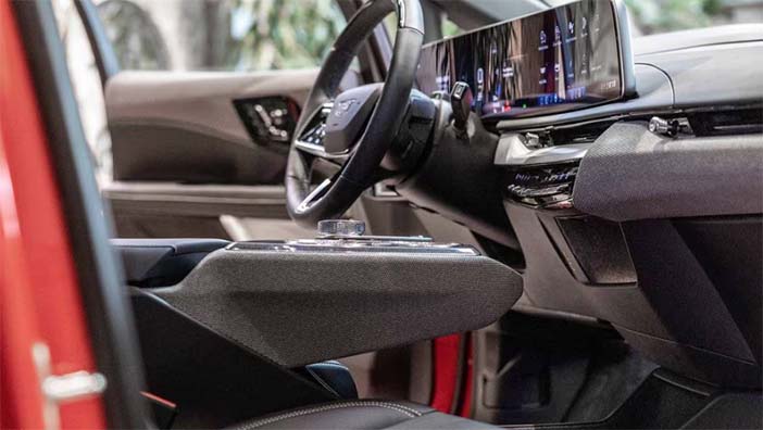 CadillacOptiq16