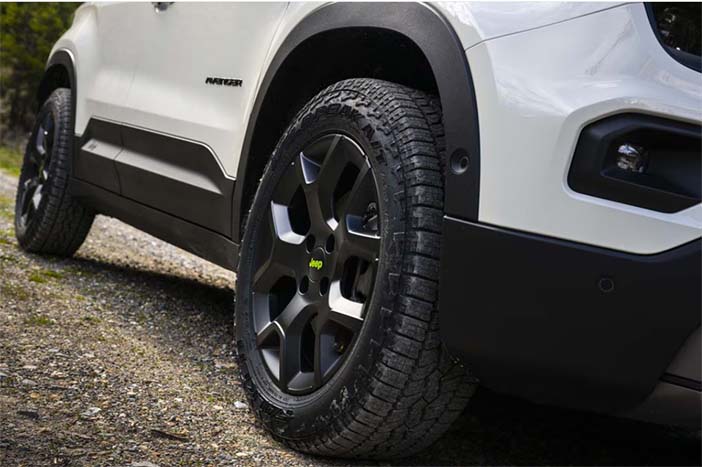 JeepAvenger4xe6