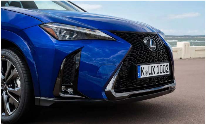 LexusUX300hTest7