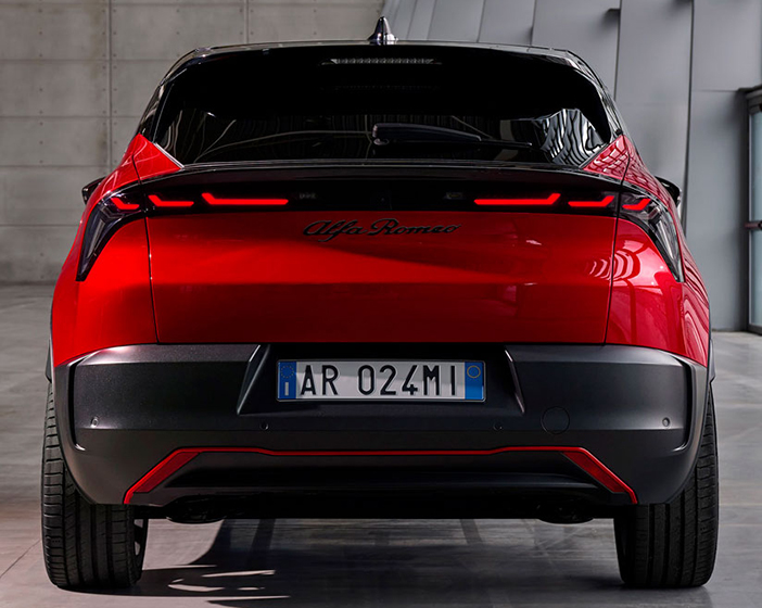 AlfaRomeoMilanoVeloce4