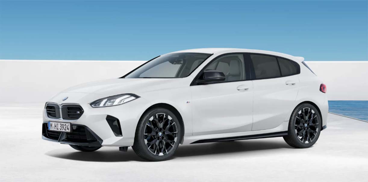 BMW1serieFaceliftWitteAchtergrond