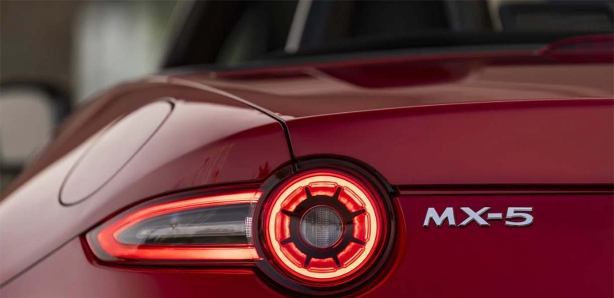 Mazda schrapt 2,0 liter variant MX-5 MazdaMX5e