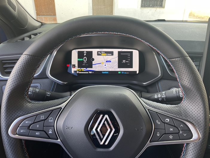 RenaultCapturFaceliftTest15