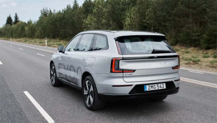 VolvoEX90c