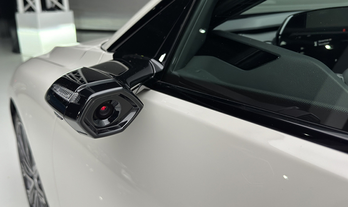 AudiA6eTronLive7