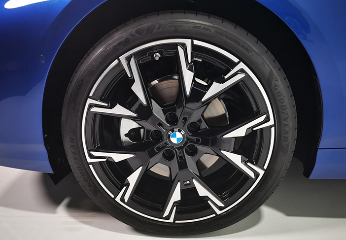 BMW1serieLive