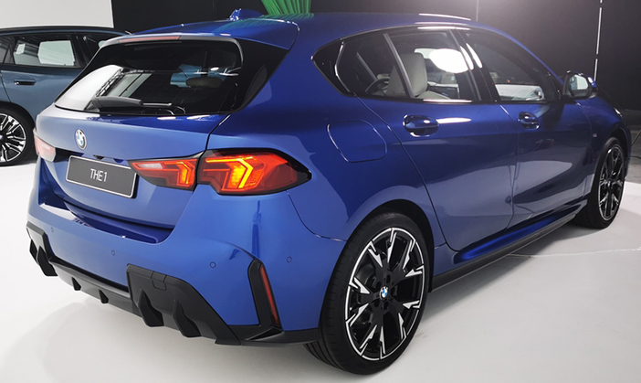 BMW1serieLive6