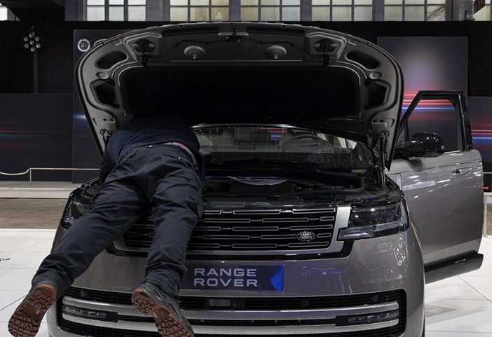 LandRoverK