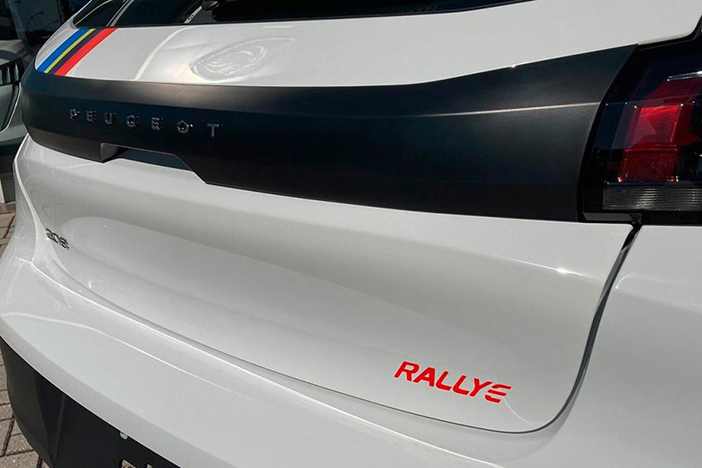 Peugeot208Rallye4