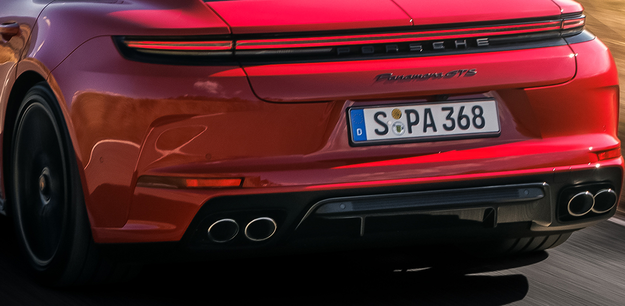 Prijs vergelijking Porsche Panamera GTS en Turbo S E-Hybrid PorschePanameraGTS3