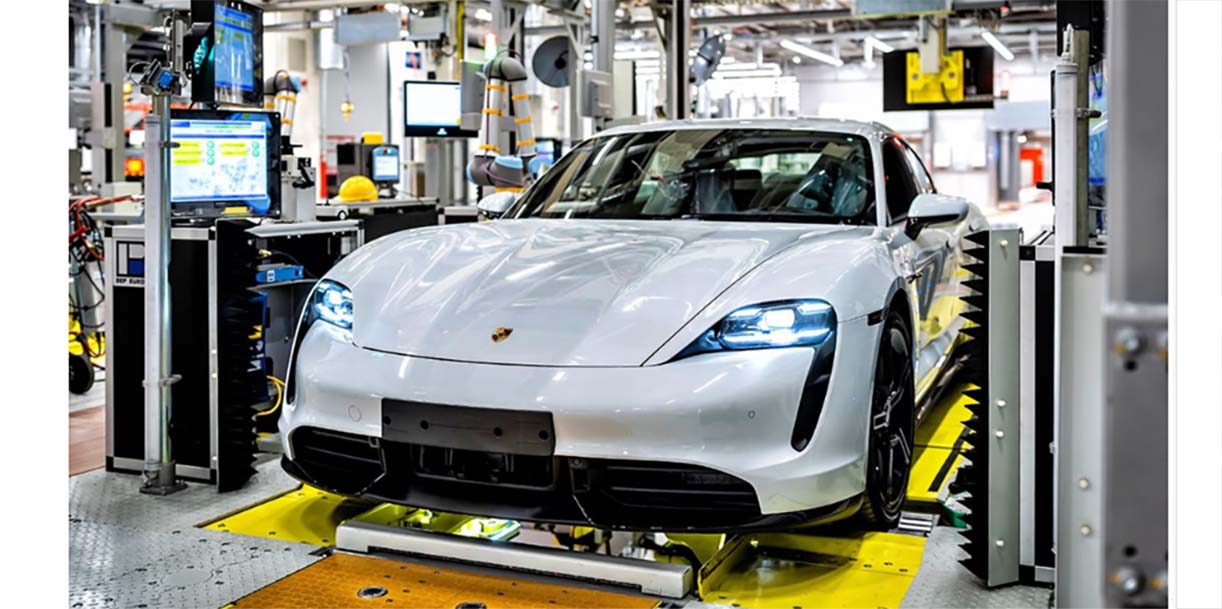 PorscheTaycan