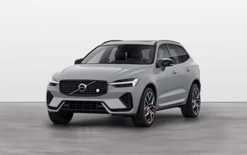 VolvoXC60witteAchtergrond