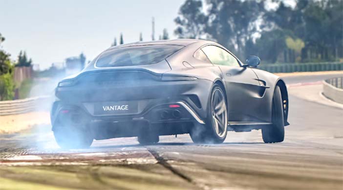 AstonMartinVantageTest5