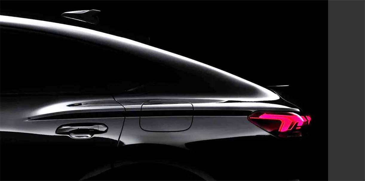 AudiQ6eTronSportbackPlaag2