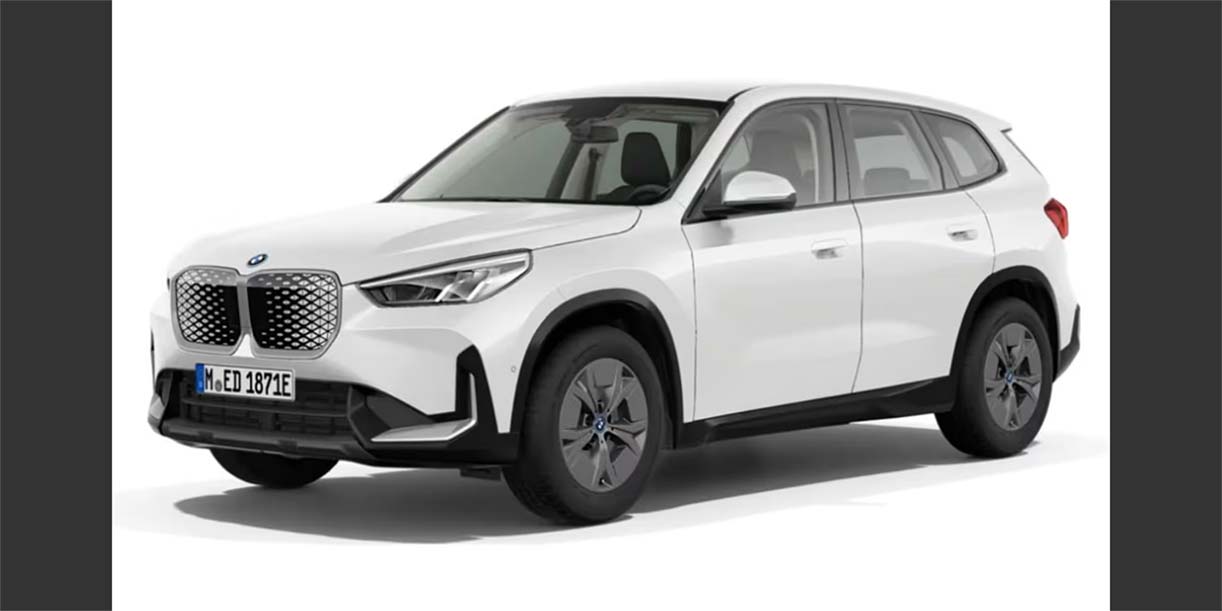 BMWiX1essentialEdition