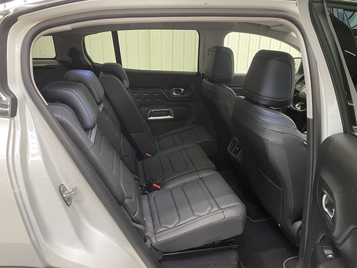 CitroënC5AircrossDaciaBigster8