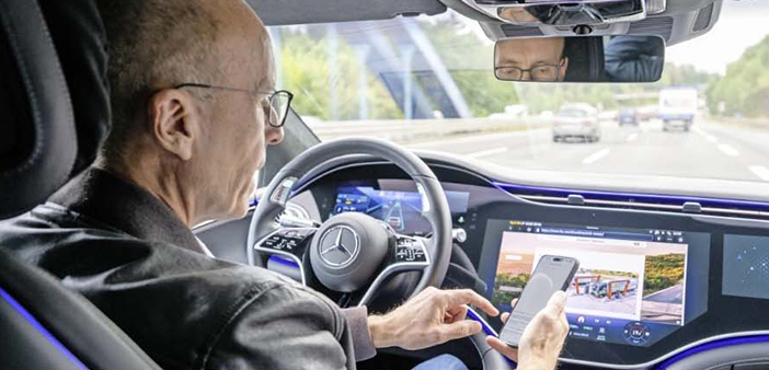MercedesBenzAutonoom5