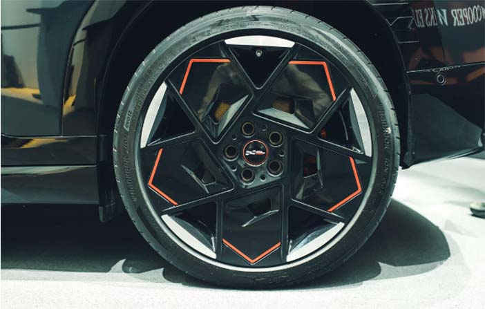 MiniAcemanJohnCooperWorks2