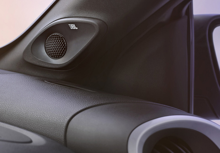 ToyotaAygoXjbl3