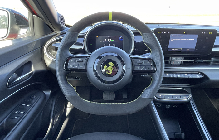 Abarth600eTest3