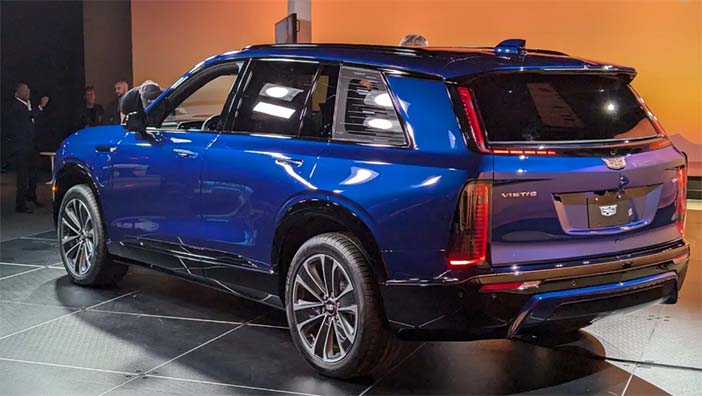 CadillacVistiqLive4