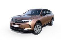 OpelGrandlandNieuwWitteAchtergrond