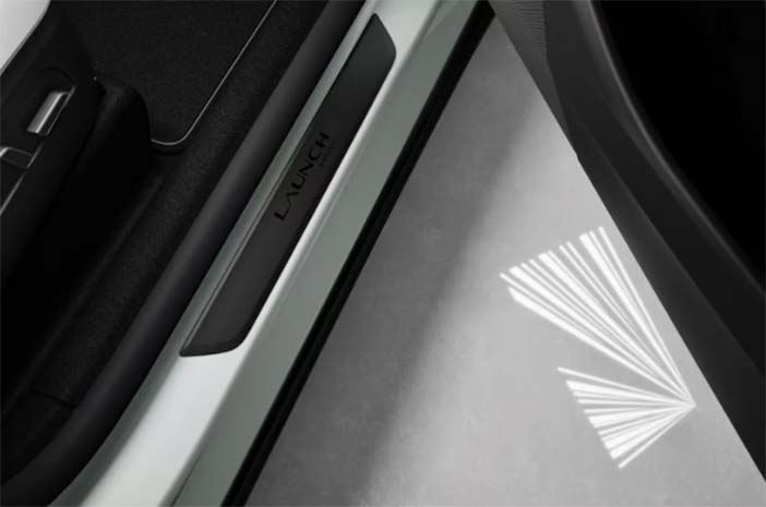 TeslaModelYfirstEdition3