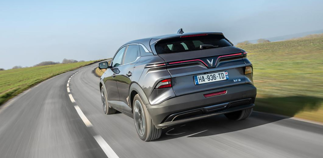 Test Vinfast VF6: hoeveel is de kleine Vietnamese elektrische SUV waard? VinFastVF6test