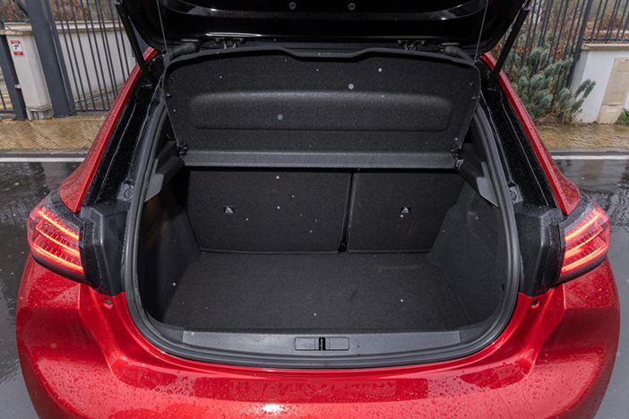 LanciaYpsilonPeugeot208dueltest13