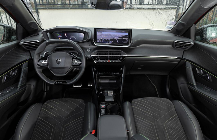 LanciaYpsilonPeugeot208dueltest9
