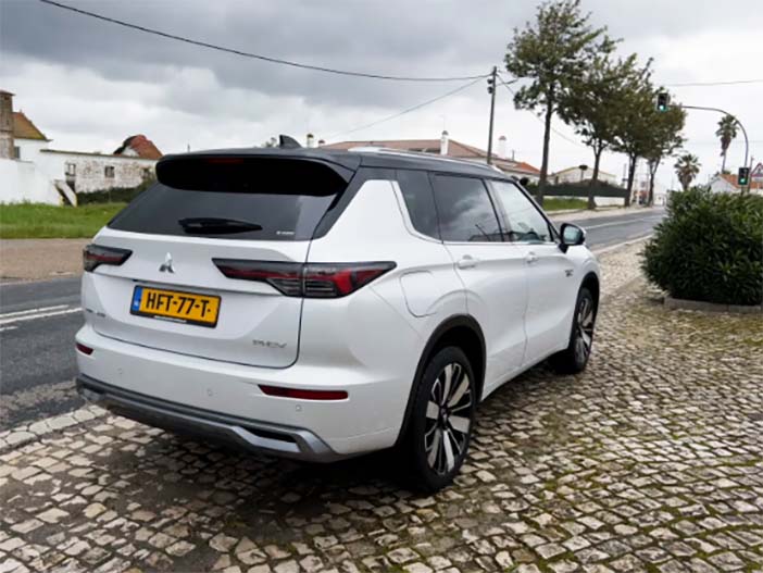 MitsubishiOutlanderPHEVtest6