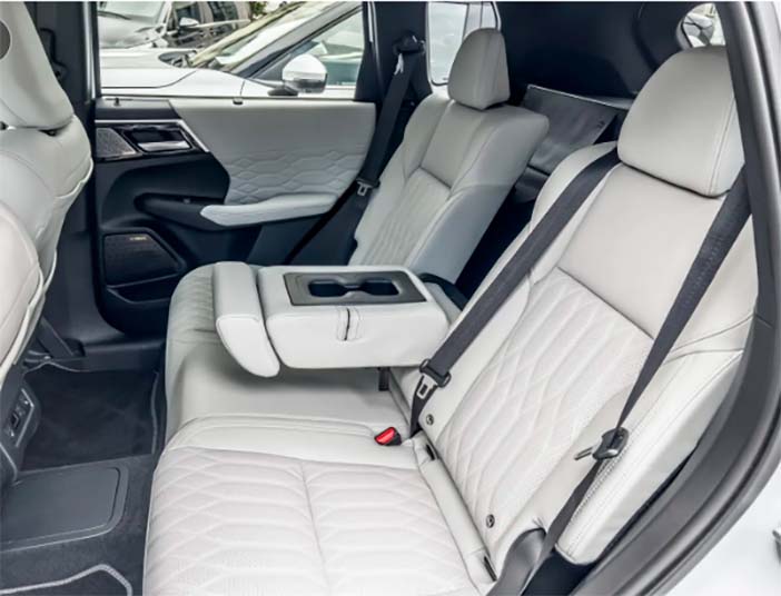 MitsubishiOutlanderPHEVtest9