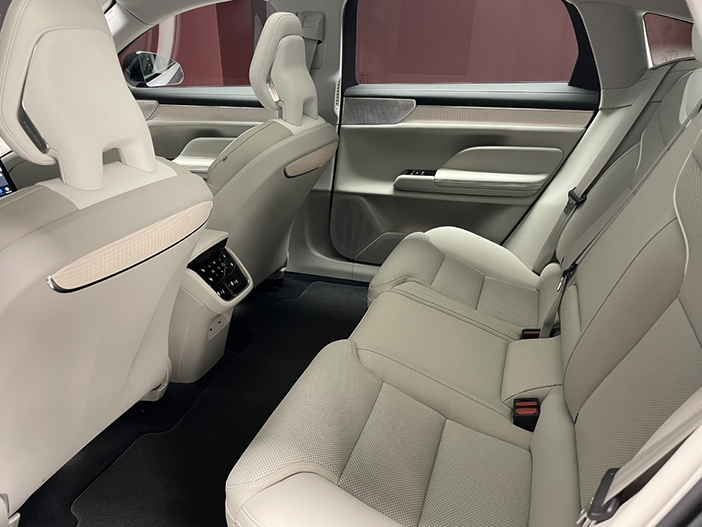 VolvoES90prijs13