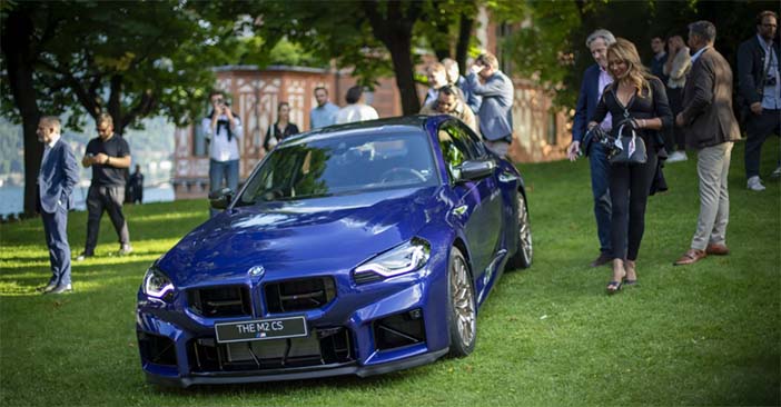 BMWm2CSlive4