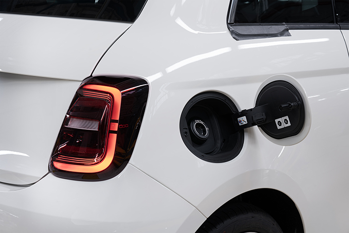 Fiat500Hybrid2