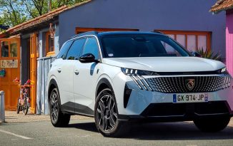 Peugeot5008EdualMotortest