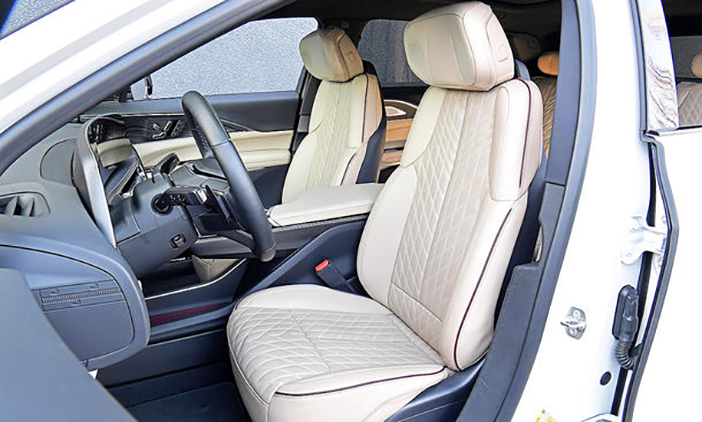CadillacLyriqEuropa5