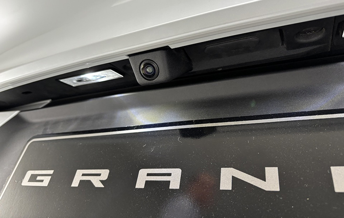MitsubishiGrandis10