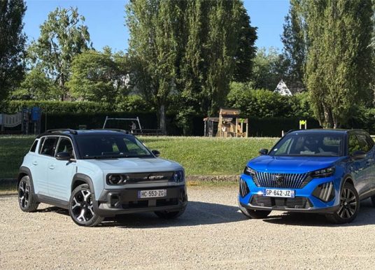 Kan de Renault 4 concurreren met de Peugeot e-2008?